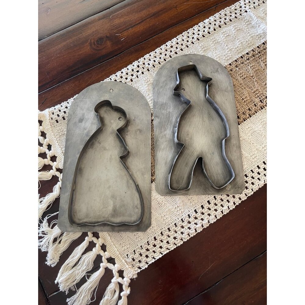 Primitive Fox Run Metal Cookie Cutters Gingerbread Men Wall Decor